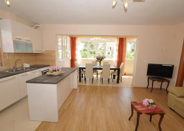Apartments Belas