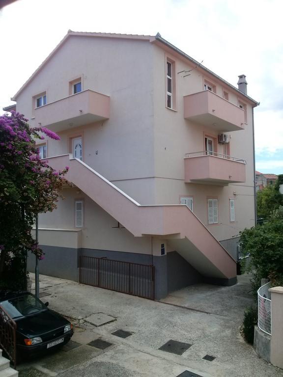 Guest house Belas